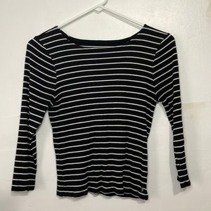 Size L Women's American Eagle Striped Black and White Cropped Shirt